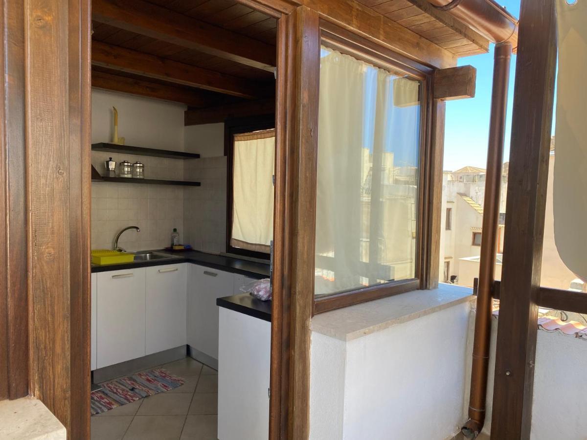 Apartmán Mansarda Con Terrazzo Trapani Exteriér fotografie
