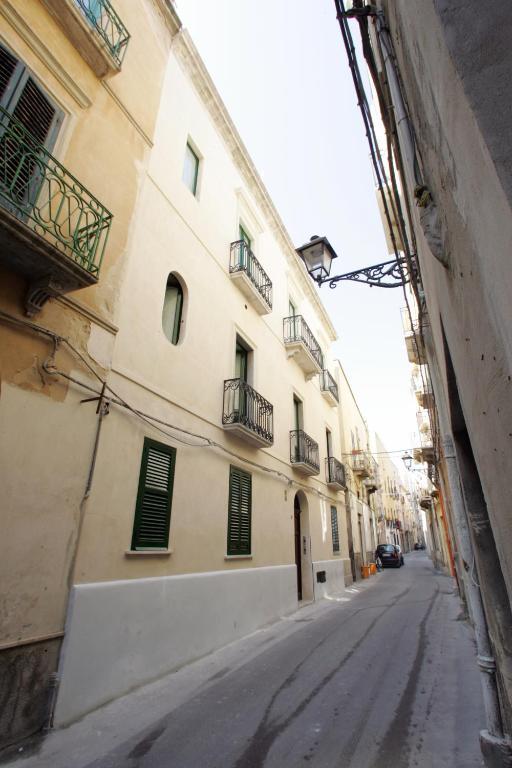 Apartmán Mansarda Con Terrazzo Trapani Pokoj fotografie