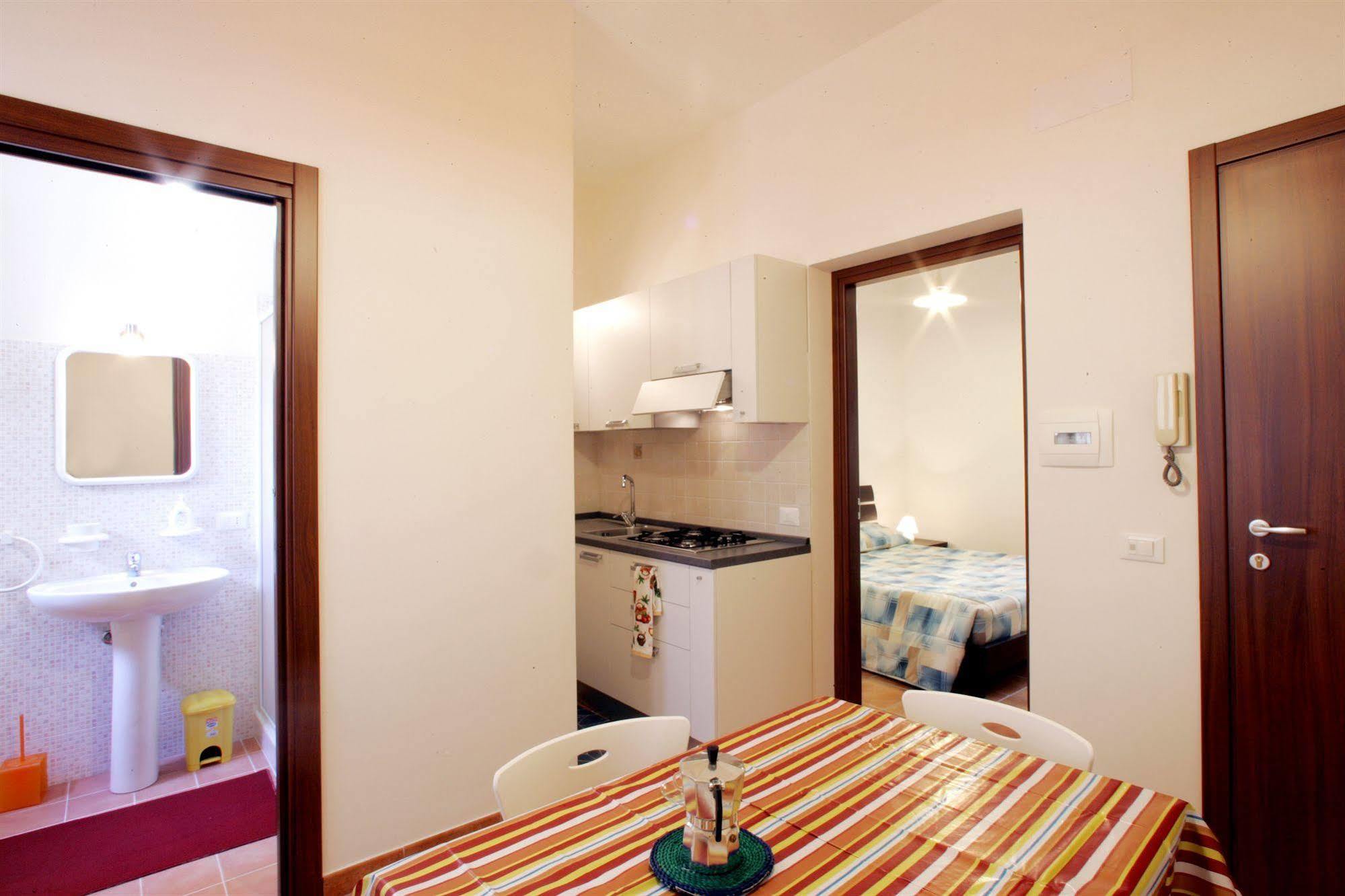 Apartmán Mansarda Con Terrazzo Trapani Exteriér fotografie